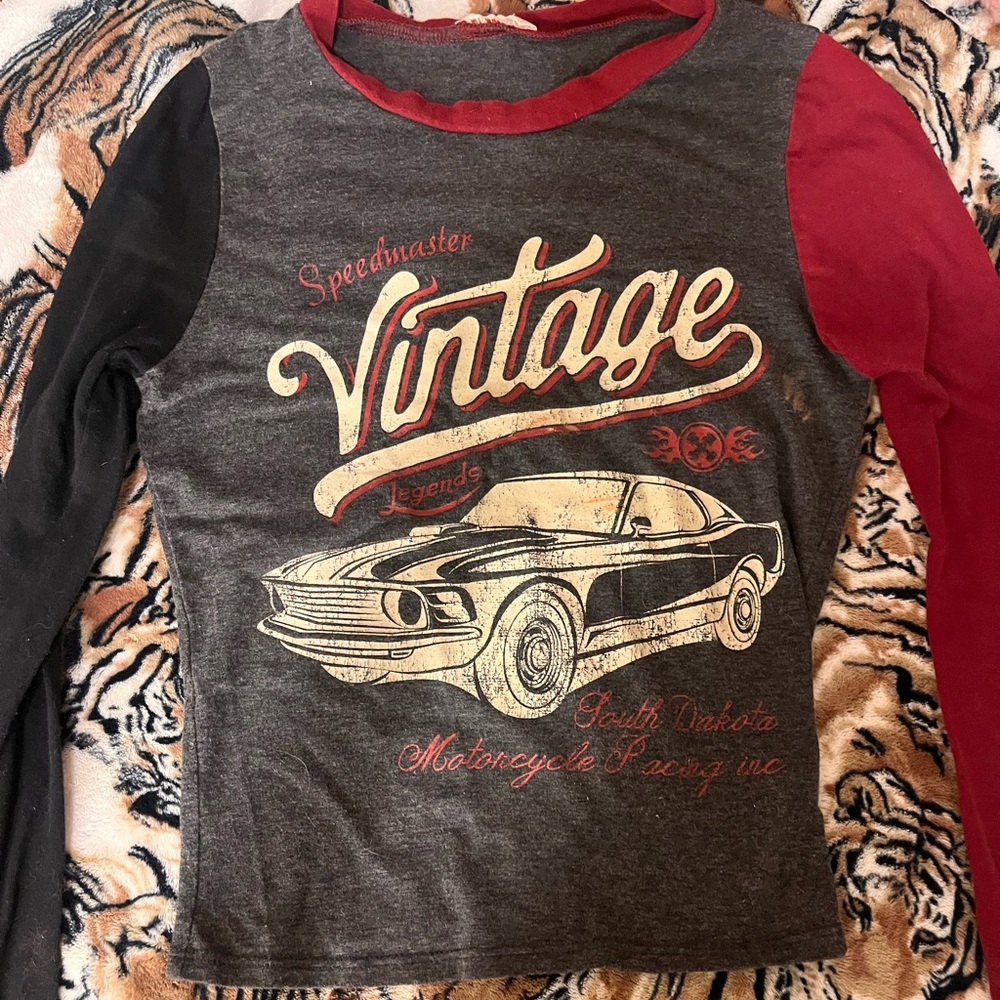 TeenBell Vintage Car Graphic Long Sleeve Tee - Red and Black